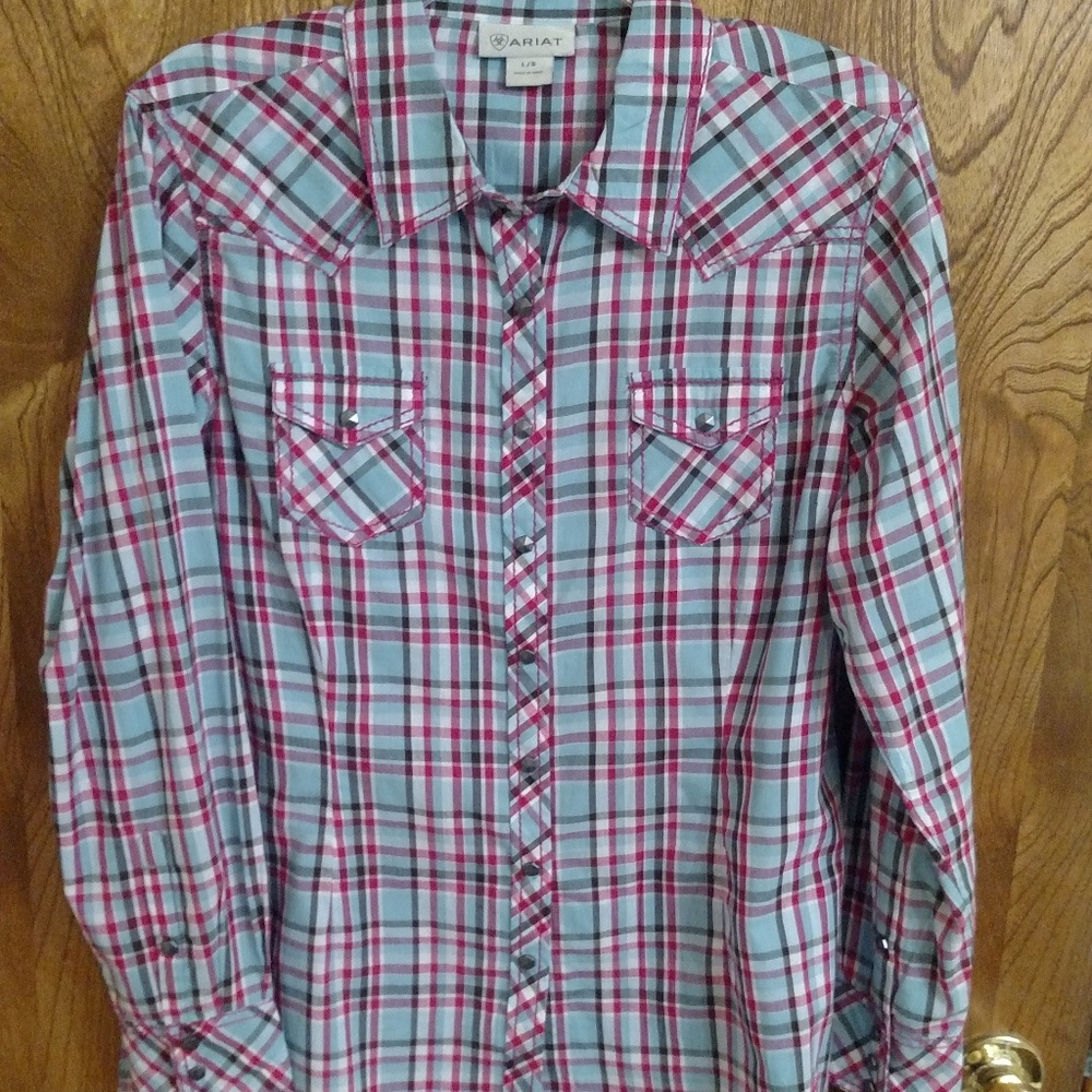 SOLD**Ariat Western Shirt Long Sleeve NWOT